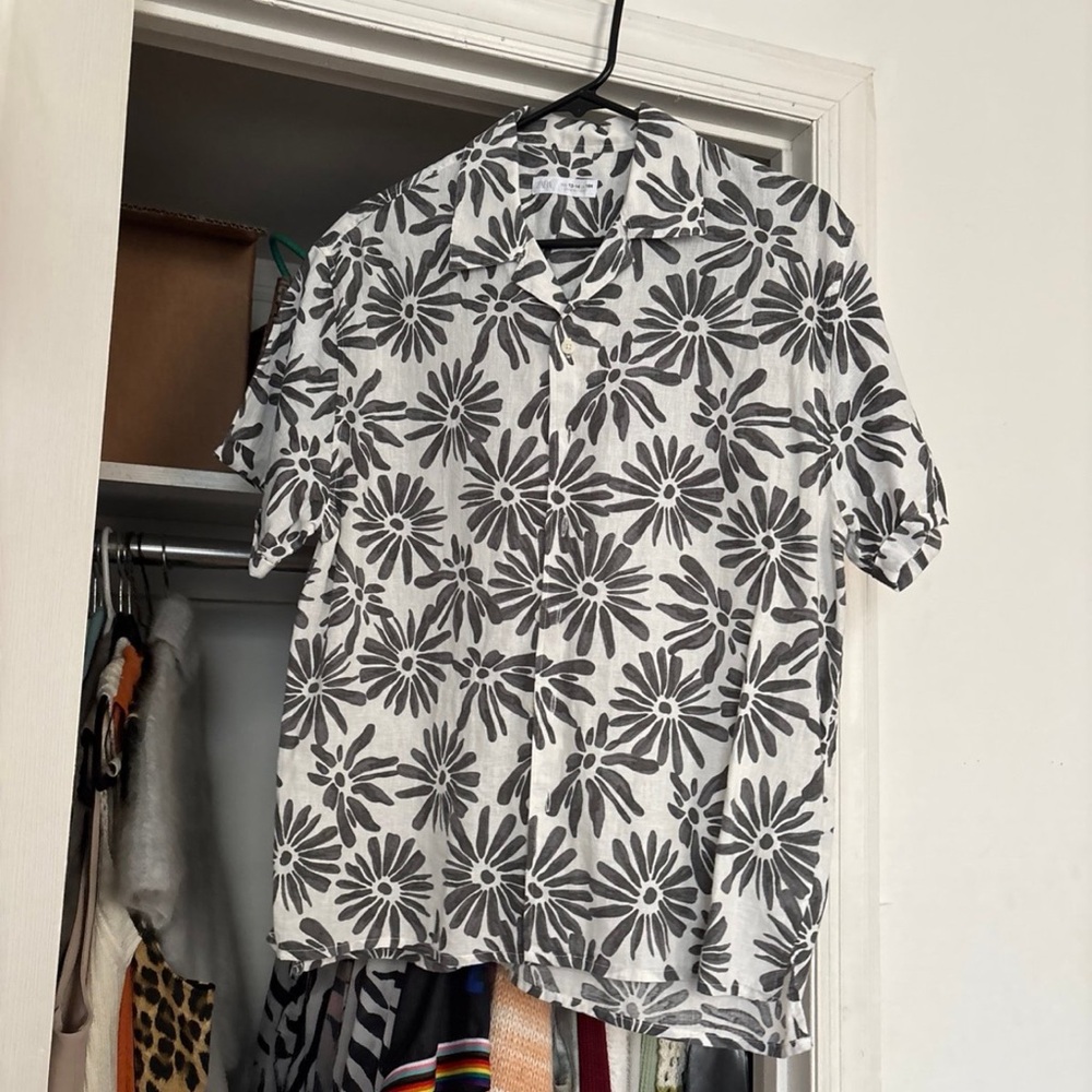 Zara Button Up
